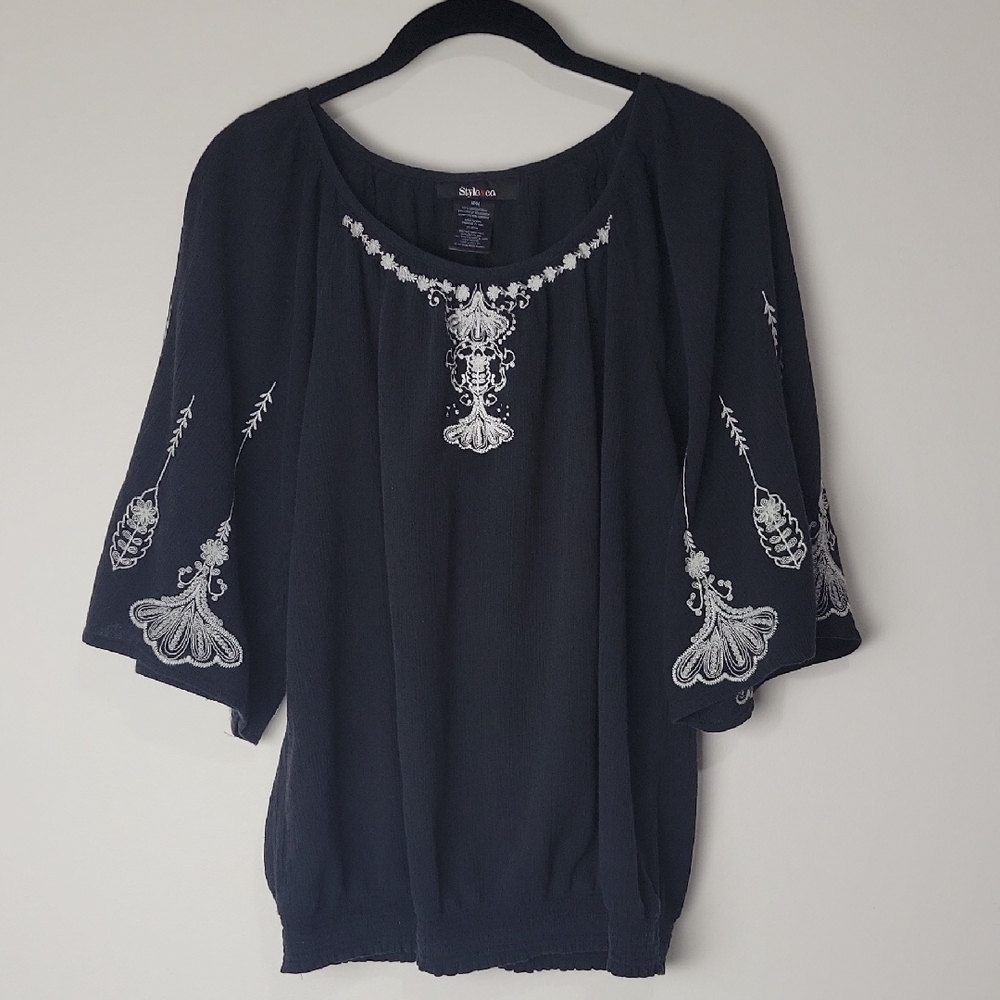 STYLE & CO WOMEN'S EMBROIDERED BELL SLEEVE 3/4 SLEEVE TOP SIZE MEDIUM